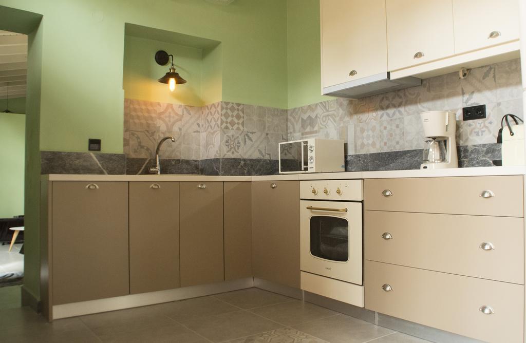 Porta Di Marina Apartment Хиос Екстериор снимка